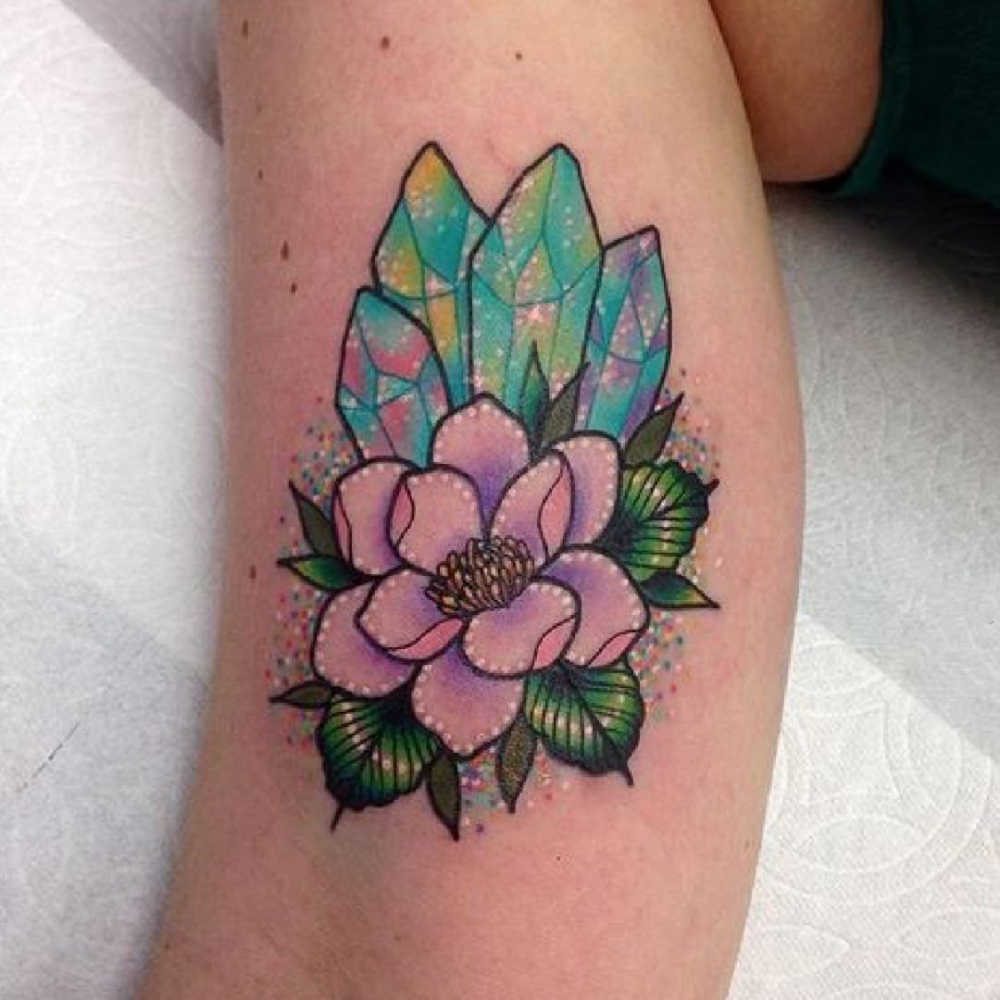 水晶纹身 彩色的水晶纹身钻石和花朵创意纹身图案