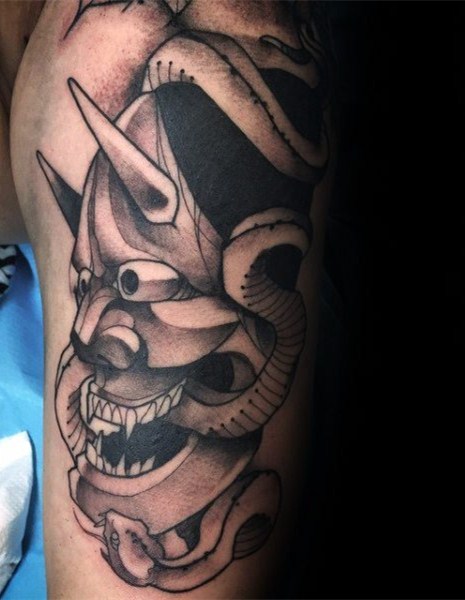 日本鬼面具纹身  面容恐怖的日本鬼面具纹身图案