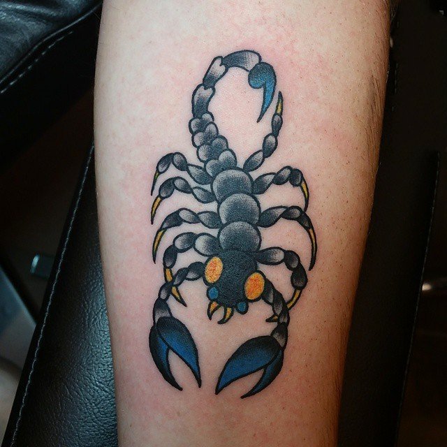 蝎子图片纹身   毒性十足的蝎子纹身图案