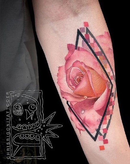 国外大师一组9张粉红玫瑰花纹身图案作品图片