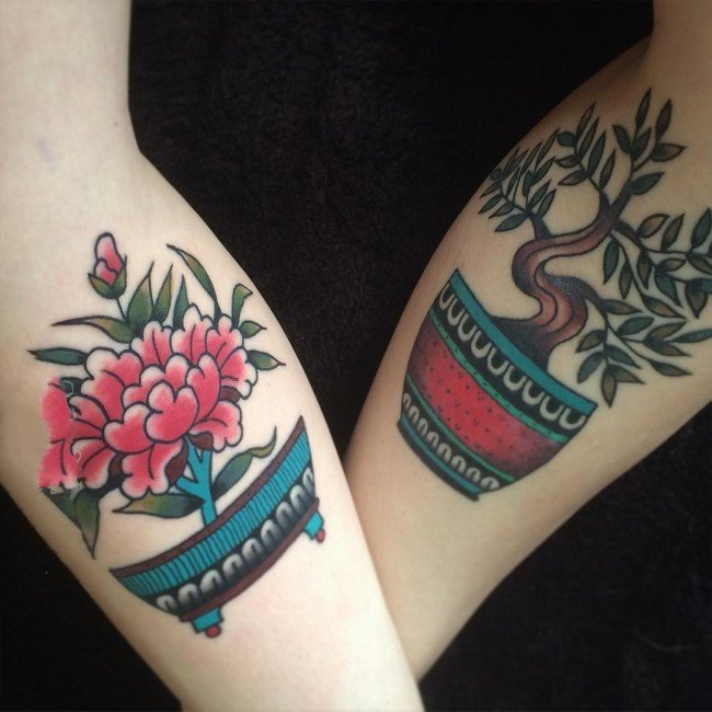 纹身植物图案  生机盎然的植物纹身图案