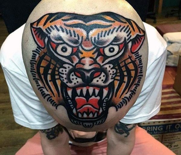 纹身图片男生霸气   霸气张扬的头部纹身图案