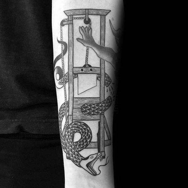断头台纹身图案-一组古代行刑的断头台纹身图案图片