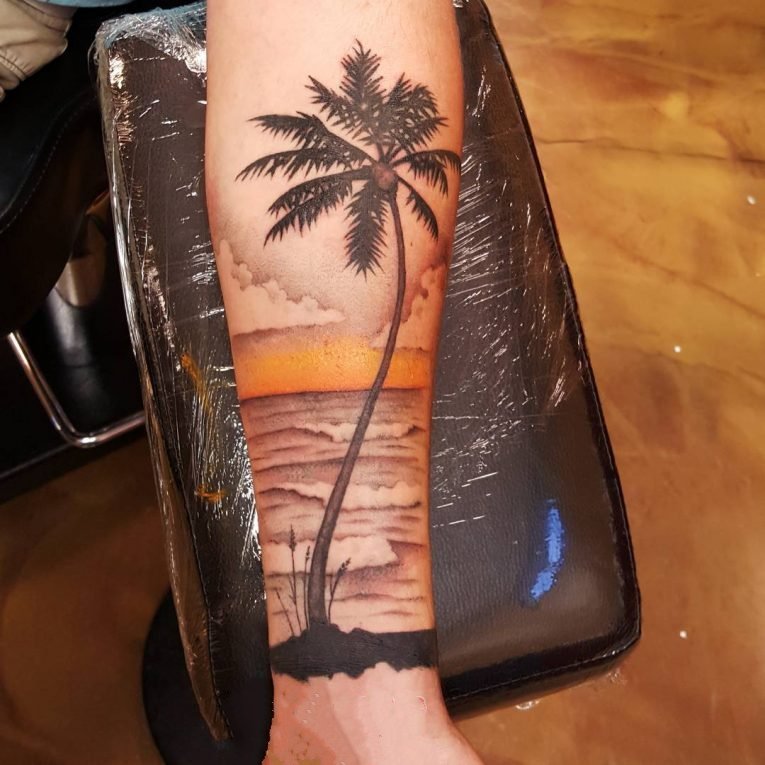 椰子树纹身图案-夏日气息十足的文艺精美椰子树纹身图案