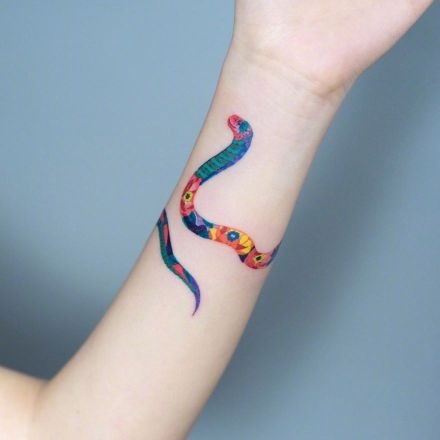 水彩蛇纹身图案-9张韩国首尔纹身艺术家Zihee的创意纹身图片