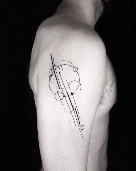 后极简主义纹身艺术家 Okan Uckun 的最新纹身图案作品