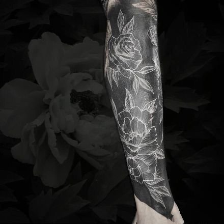 9张一组暗黑色风格的纹身图案作品欣赏