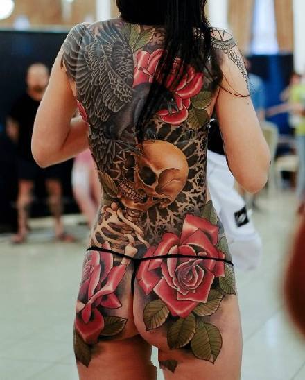 性感女郎纹身：9张欧美很性感的女郎纹身图案欣赏