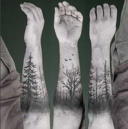 环绕在手臂上的森林树木等臂环手环纹身图案