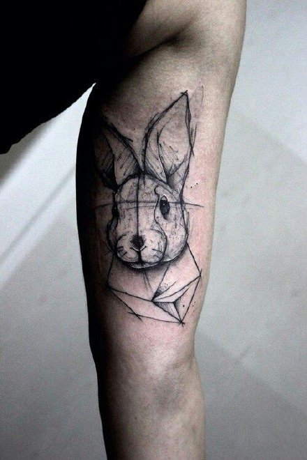 黑灰色的一组小兔子纹身作品图片9张