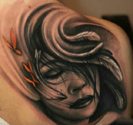 欧美写实风格的黑灰女郎人像纹身作品9张