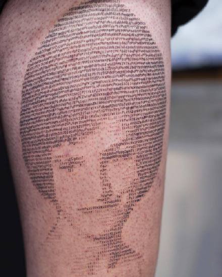 代码纹身：程序员最爱的由代码组成的纹身图案9张