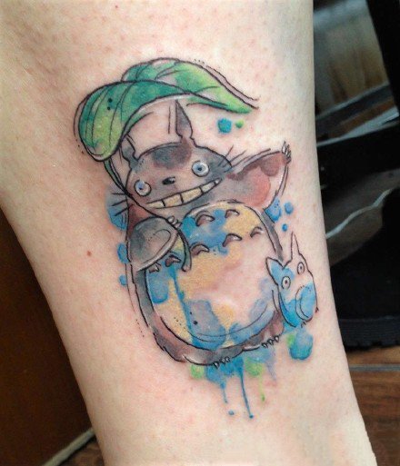 18张宫崎骏动漫角色龙猫的卡通纹身图案