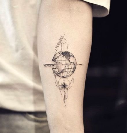 地球纹身：一组地球图形的创意纹身图案9张