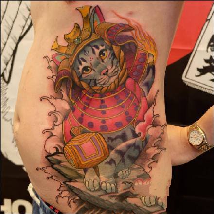 日式格调的一组淘气猫纹身作品赏析