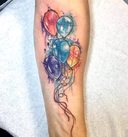 9张关于气球的小清新纹身作品赏析