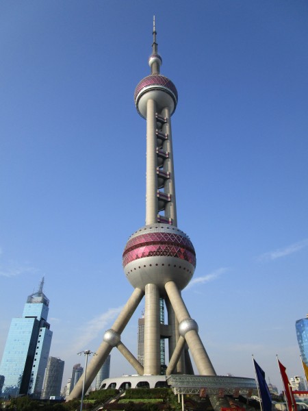 上海东方明珠广播电视塔图片(16张)