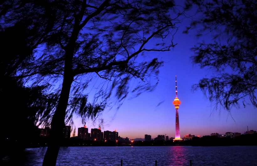 上海东方明珠广播电视塔图片(16张)