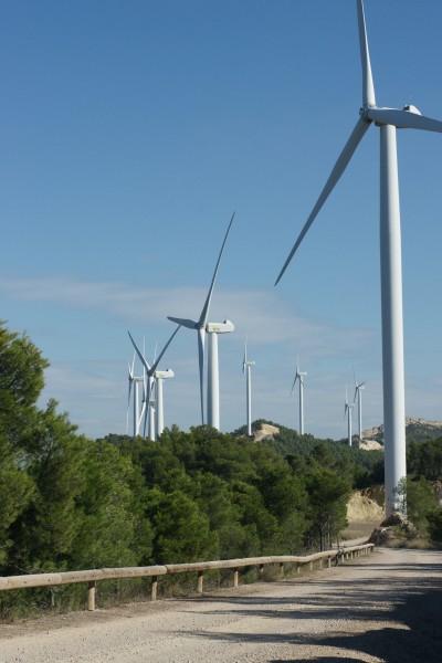 高大的风力发电机图片(14张)