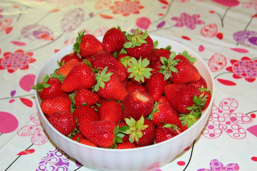 新鲜草莓图片(13张)
