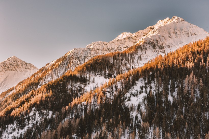 美丽的山区雪景图片(13张)