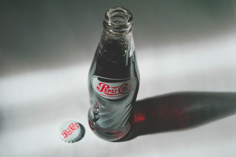 玻璃瓶可乐的图片(10张)