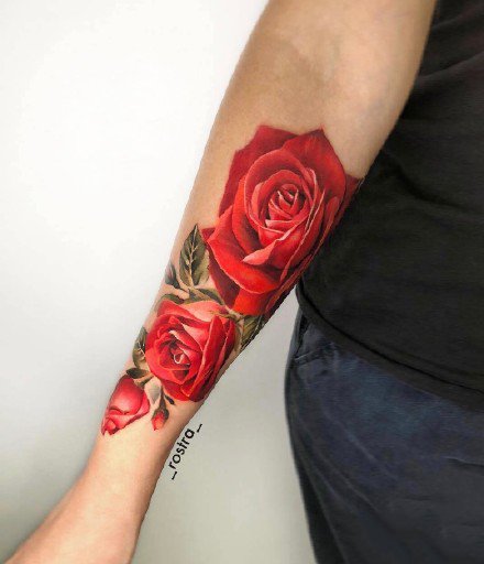 9张娇艳欲滴的的大红玫瑰纹身图案