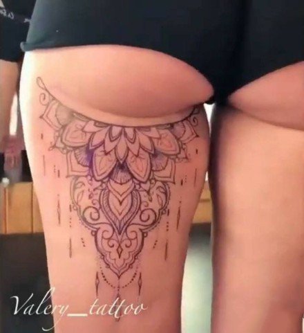 性感的女生美腿蕾丝腿环纹身图案