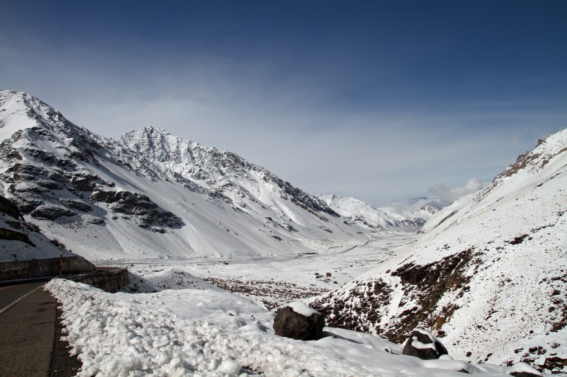 巍峨秀丽的雪山图片(15张)