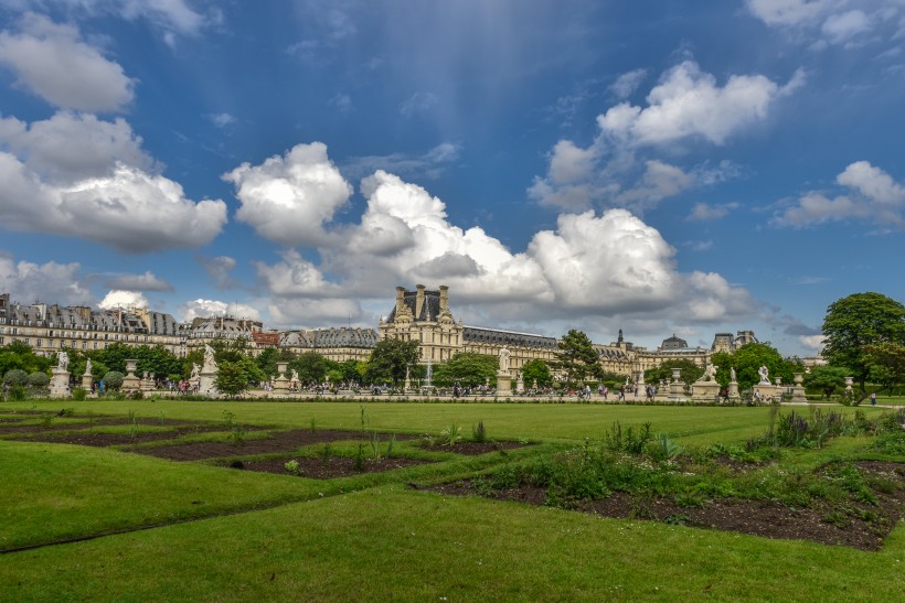 法国巴黎城市风景图片(12张)