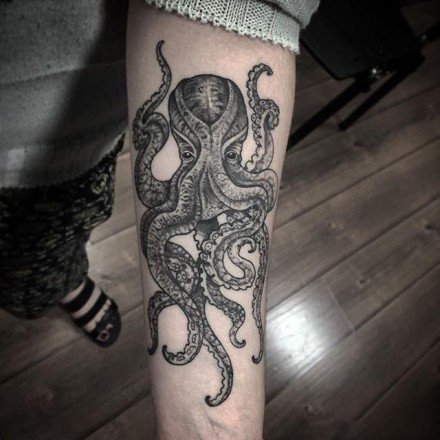 9张个性的章鱼纹身图案作品