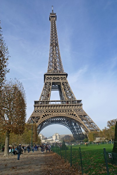 法国巴黎埃菲尔铁塔图片(13张)