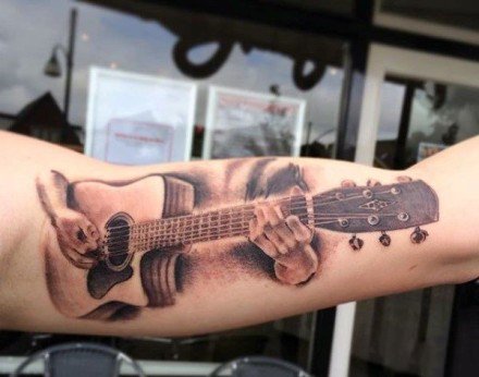 9张适合吉他手的吉他纹身图案