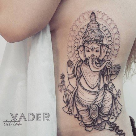 泰国风格的象神纹身图案9张