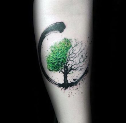 很好看的一组小树纹身图片