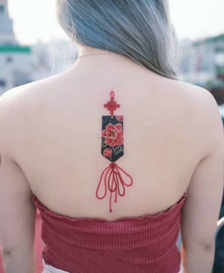 小清新的红色中国结纹身图案9张