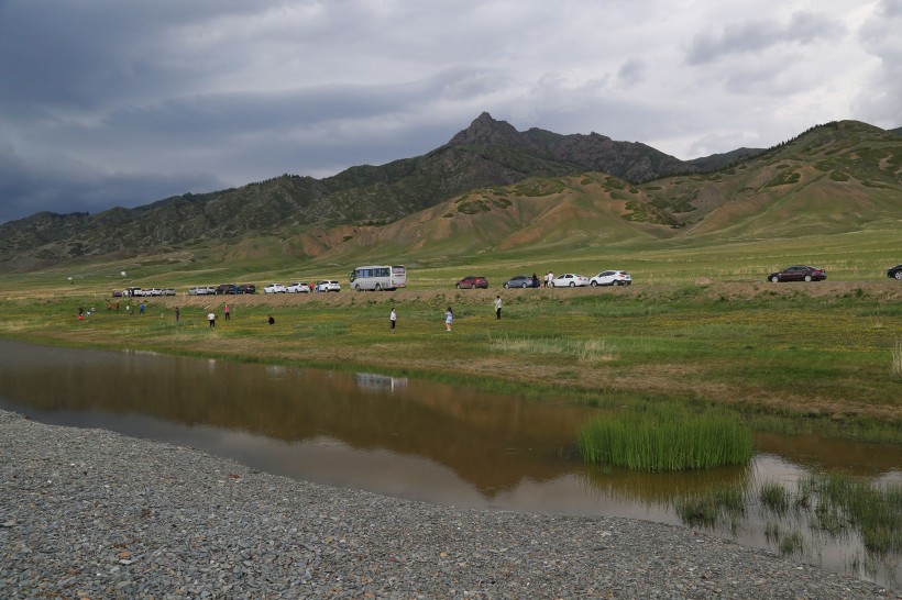 美丽的新疆赛里木湖风景图片(9张)