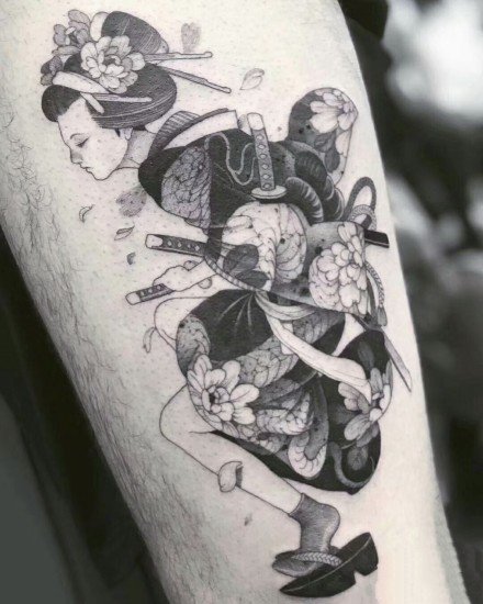 9张很漂亮的一组艺伎纹身图案