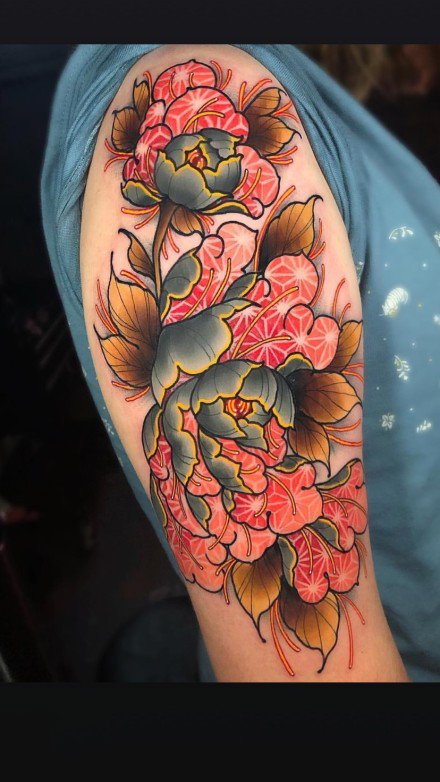 牡丹花的一组传统花卉纹身图案