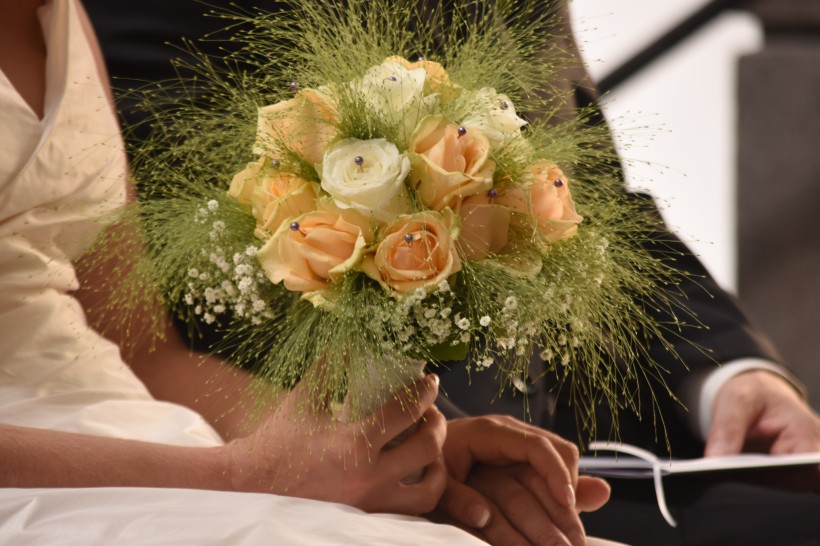 新娘手中的鲜花图片(10张)