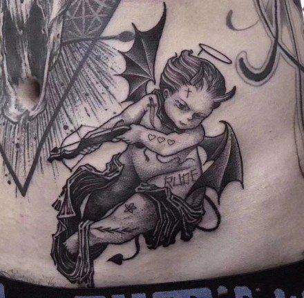 暗黑风格的天使爱神丘比特纹身图案