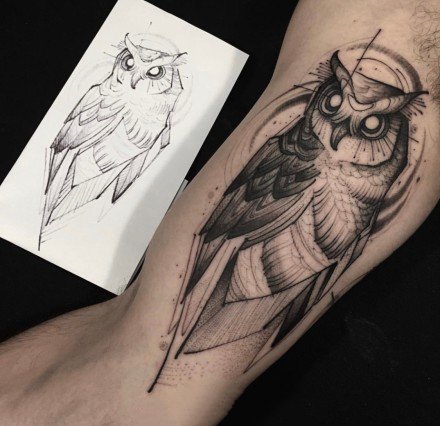 手臂上好看的暗黑猫头鹰纹身图案