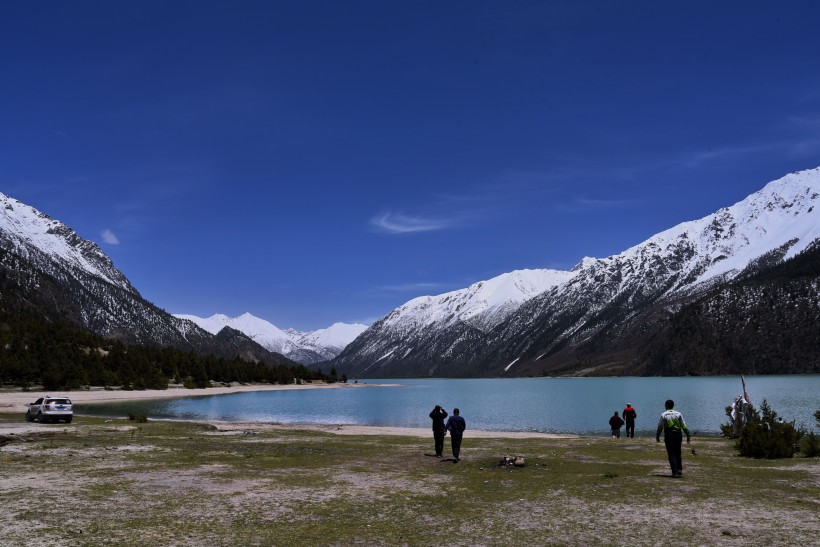 美丽的西藏然乌湖风景图片(13张)