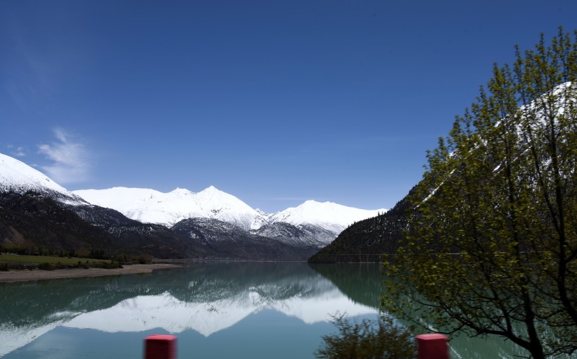 美丽的西藏然乌湖风景图片(13张)