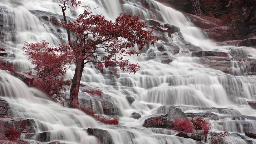 唯美的山间瀑布自然风景图片(9张)