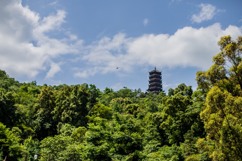 四川都江堰古老建筑风景图片(18张)