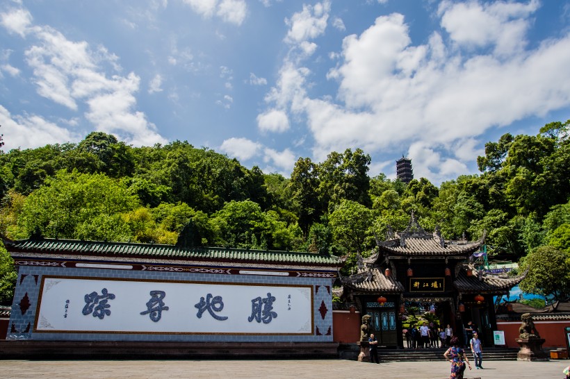 四川都江堰古老建筑风景图片(18张)