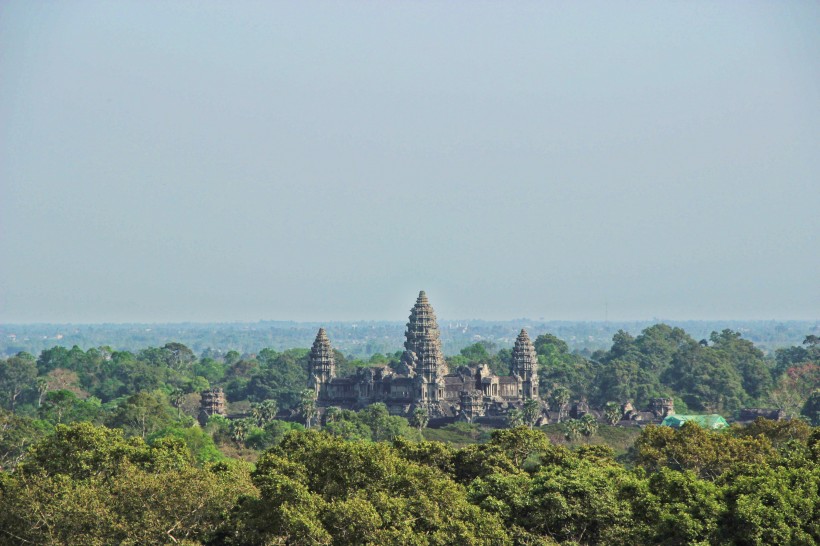 柬埔寨吴哥窟建筑风景图片(11张)
