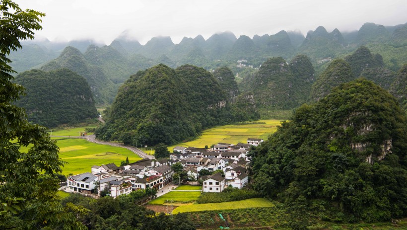 贵州万峰林自然风景图片(18张)