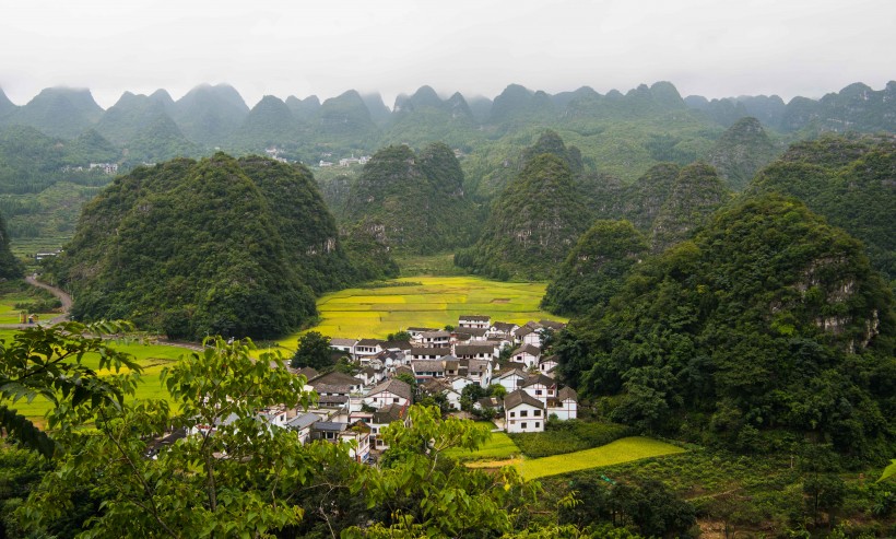 贵州万峰林自然风景图片(18张)